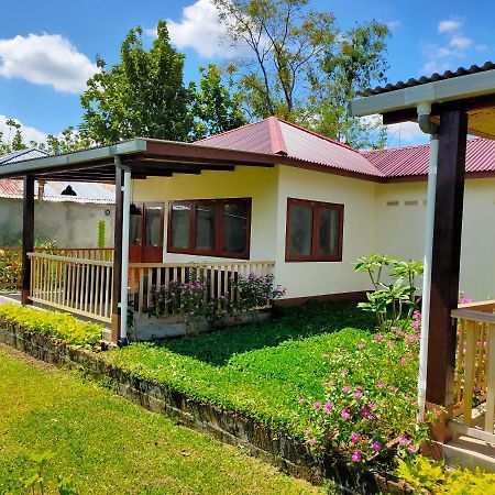 Ilasan Cottage. Tomohon Exteriör bild