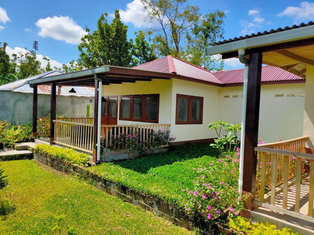 Ilasan Cottage. Tomohon Exteriör bild