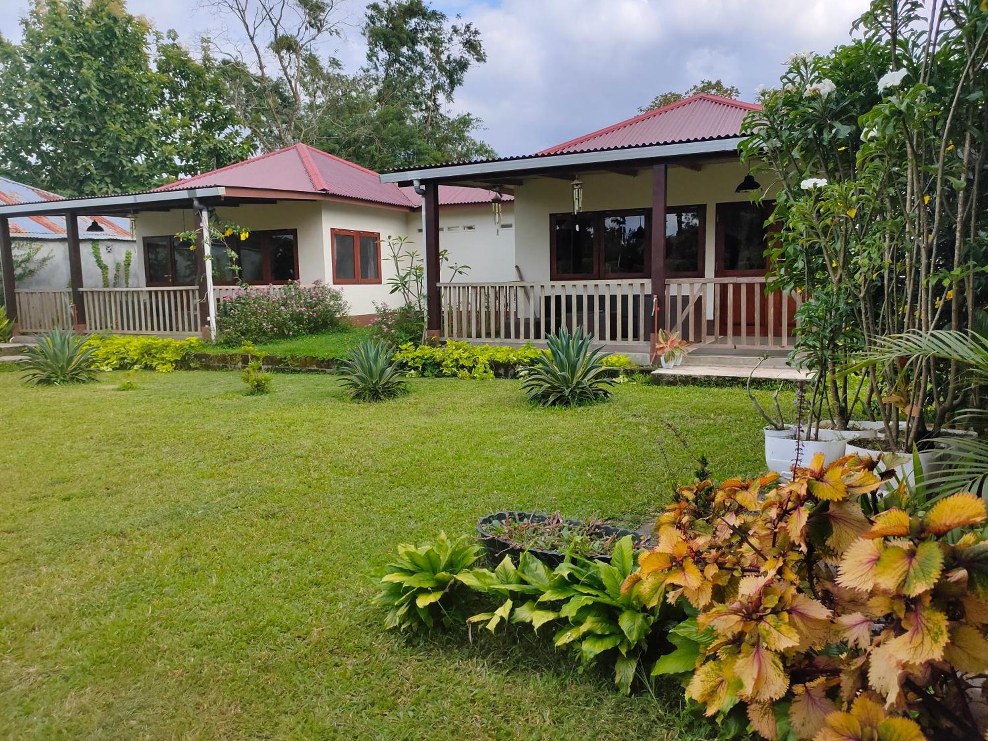 Ilasan Cottage. Tomohon Exteriör bild